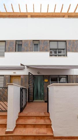 Duplex en venta en Guardamar del Segura, 03140 photo 0