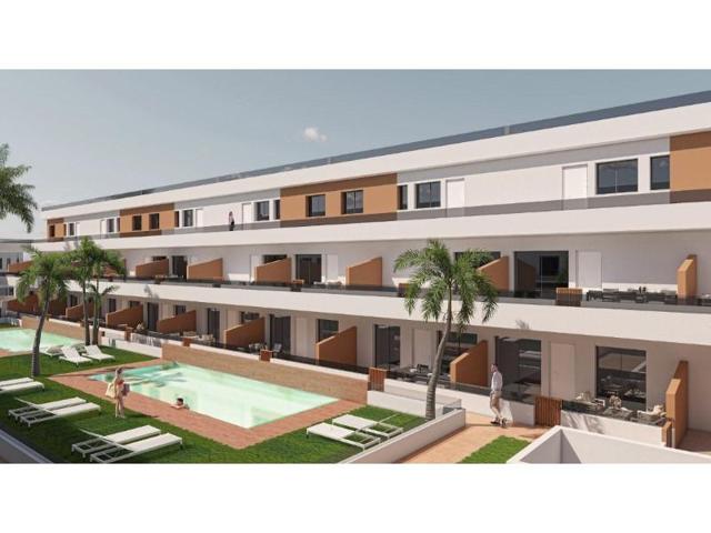 Apartamento en venta en Pilar de la Horadada photo 0