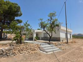 Chalet en venta en Algueña, ALGUEÑA photo 0