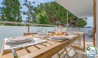 Apartamento en venta en Roses photo 0