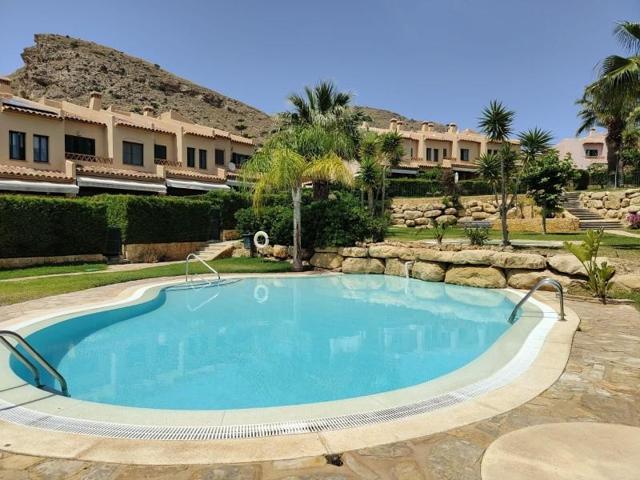 Adosada en venta en Finestrat, Sierra cortina photo 0