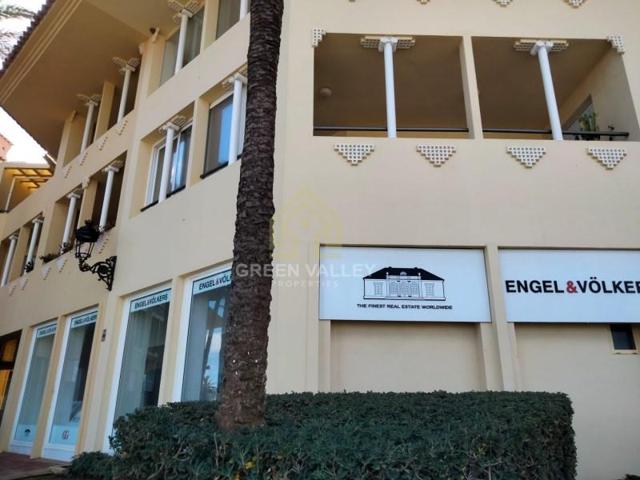 Local comercial en venta en Sotogrande photo 0