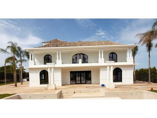 Chalet en venta en Sotogrande photo 0