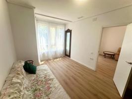 Apartamento en venta en Alicante, Carolinas bajas photo 0