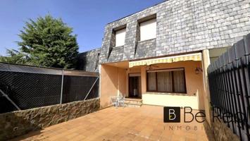 Adosada en venta en Valdemorillo, Pino Alto - Navarredonda photo 0