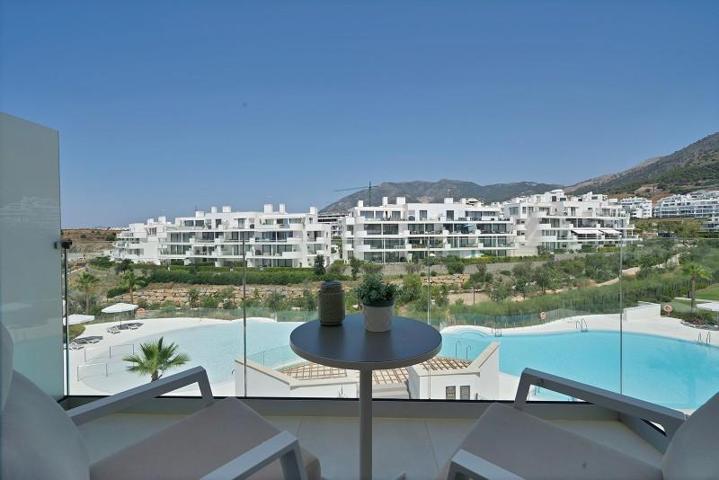 Apartamento en venta en Fuengirola, El Higueron photo 0