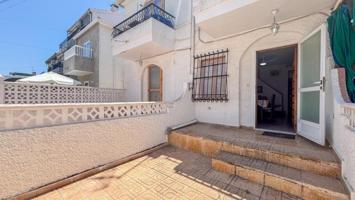 Bungalow en venta en Santa Pola, Avenida Albacete, 03130 photo 0