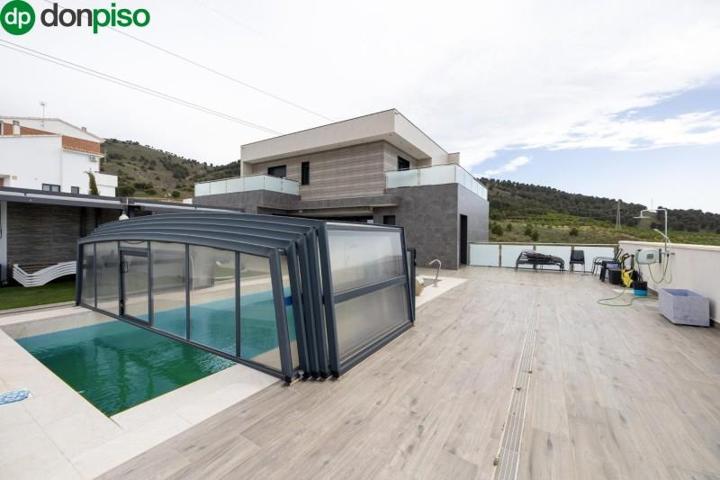 Chalet en venta en Dílar, CAÑADAS DEL PARQUE photo 0
