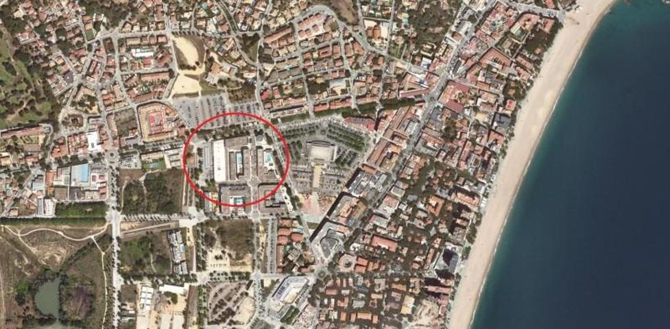Local comercial en venta en Castell-Platja d'Aro, 2º línea de mar photo 0