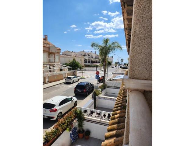 Adosada en alquiler en Santa Pola photo 0