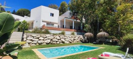 Chalet en alquiler en Benalmádena, Torremuelle photo 0