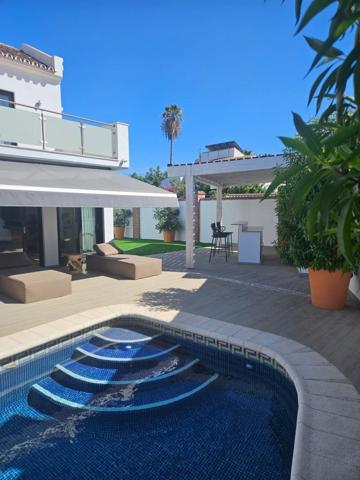 Casa en alquiler en San Pedro de Alcántara, Linda Vista Baja photo 0