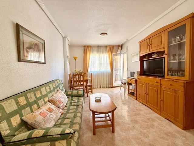 Apartamento en venta en Torrevieja photo 0