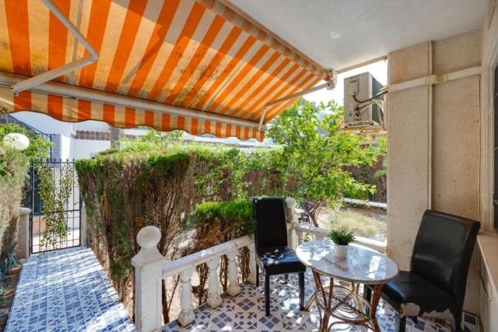 Apartamento en venta en Orihuela Costa photo 0