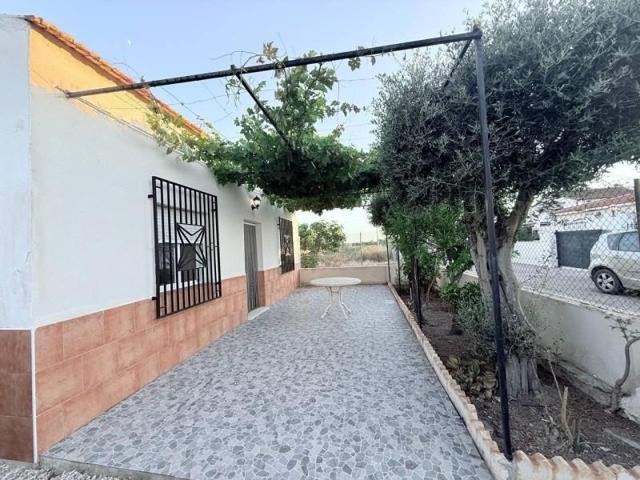 Chalet en venta en Los Alcázares photo 0