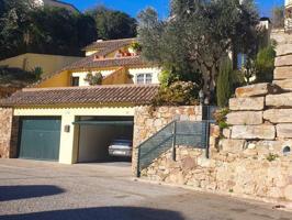 Casa en venta en Tossa de Mar photo 0