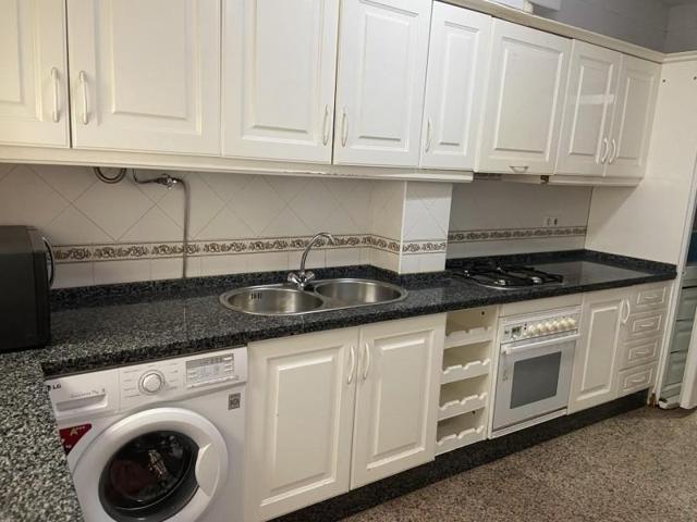 Piso en venta en Córdoba, Av. Barcelona - Viñuela - Rescatado photo 0