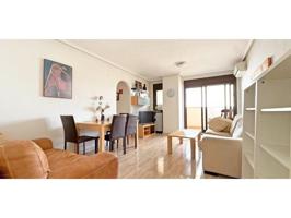 Apartamento en venta en Torrevieja photo 0