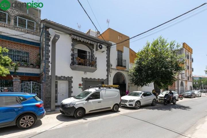 Adosada en venta en Maracena, Zona metropolitana photo 0