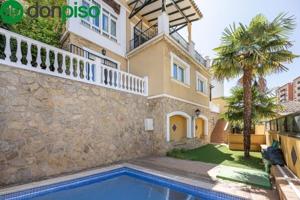 Casa en venta en Granada, Carretera de la sierra photo 0