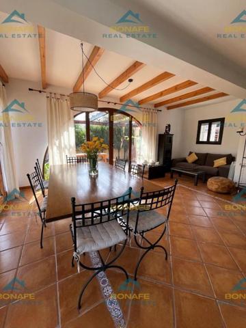 Chalet en alquiler en El Campello, Playa Muchavista photo 0