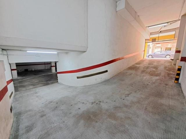 Parking en alquiler en Alzira, Colegio García Lorca photo 0