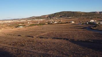 Terreno en venta en Pinoso photo 0