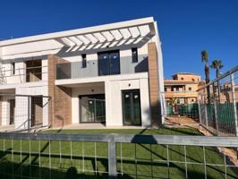Adosada en venta en Aljaraque, Urbanización La Monacilla, 21110 photo 0