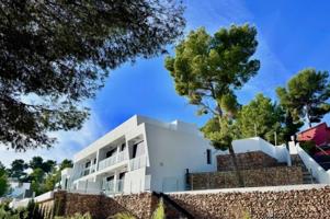 Chalet en venta en Moraira photo 0