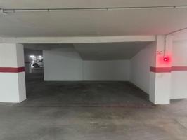 Garaje en venta en Torrevieja photo 0