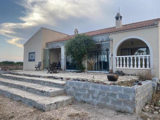 Chalet en venta en Benejuzar photo 0