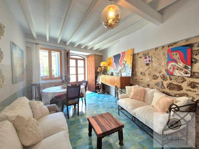 Casa en venta en Selva photo 0