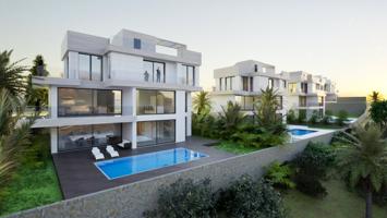 Casa en venta en Estepona photo 0