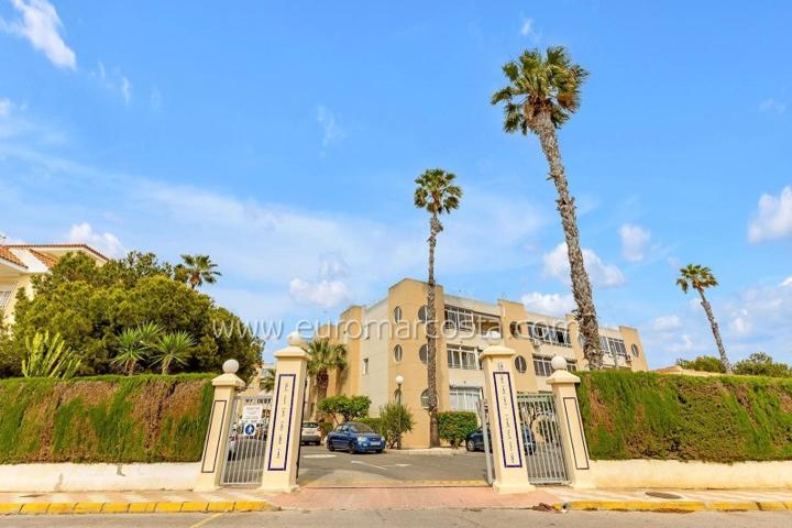 Apartamento en venta en Torrevieja, SAN LUIS photo 0
