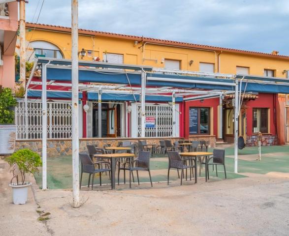 Local comercial en venta en Denia, Dénia photo 0