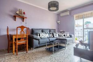 Piso en venta en Alcalá de Guadaira, Centro photo 0