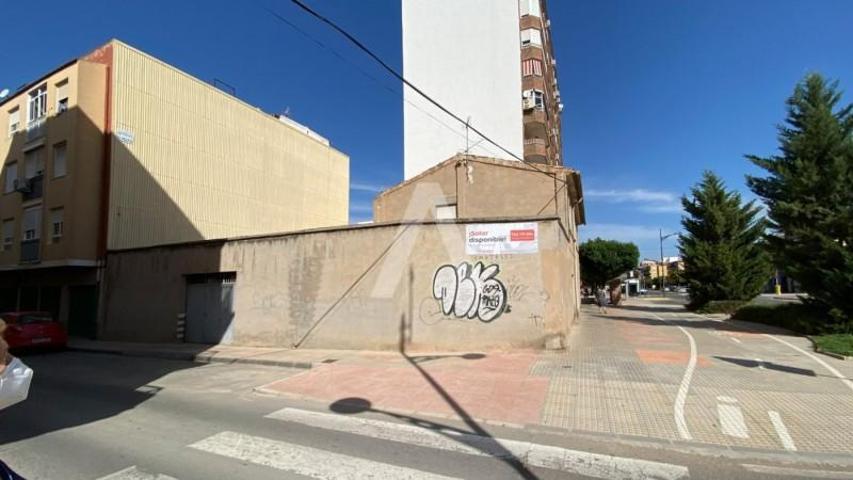 Casa en venta en Villena, Av. Constitución photo 0