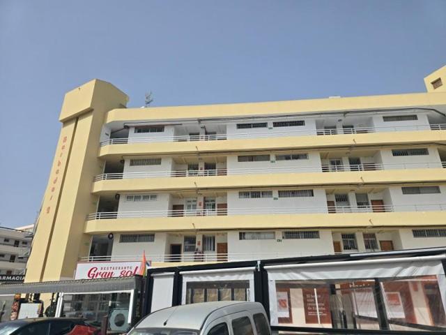 Local comercial en venta en San Bartolomé de Tirajana, Playa del Inglés photo 0