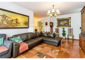 Piso en venta en Málaga, La Trinidad photo 0