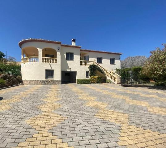 Chalet en venta en Beniarbeig, Periferia photo 0