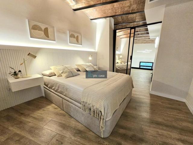 Duplex en venta en Barcelona, La Salut photo 0