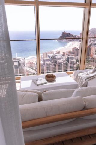 Piso en venta en Benidorm, Playa Poniente photo 0