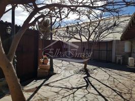 Edificio en venta en Chimiche photo 0