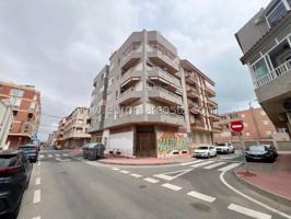 Apartamento en venta en Torrevieja photo 0