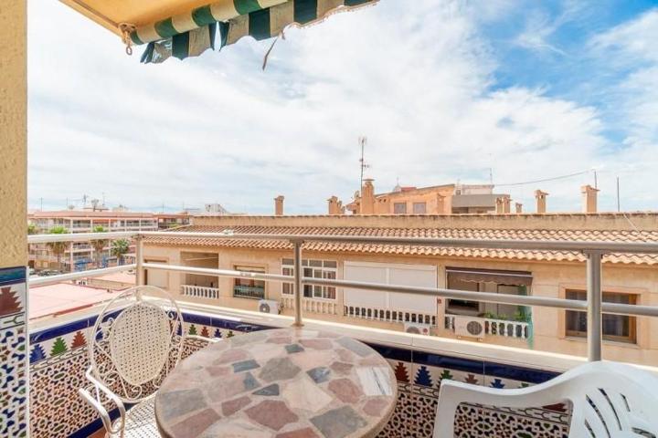Aticos en venta en Torrevieja, Playa de los Naufragos photo 0