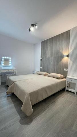 Apartamento en venta en Torrevieja, Torrevieja photo 0