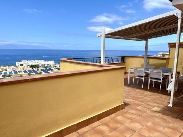 Adosada en venta en Santiago del Teide photo 0