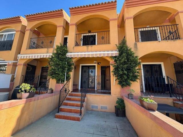 Casas de pueblo en venta en Torrevieja photo 0