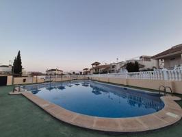 Duplex en venta en Torrevieja, Los altos photo 0