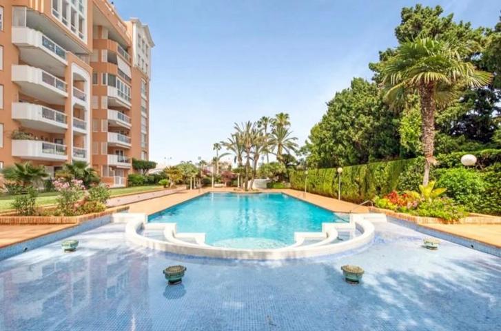 Apartamento en venta en Denia photo 0